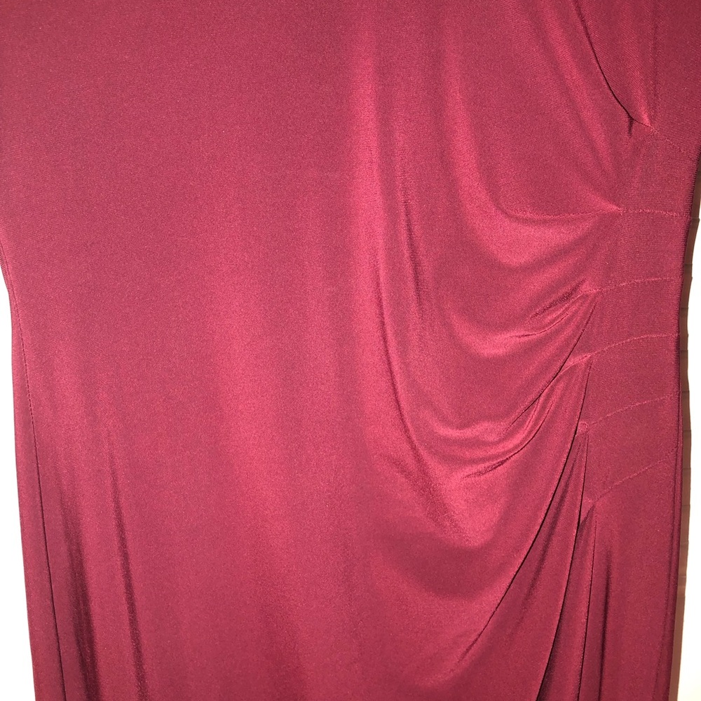 Dress - Picture 2 of 2